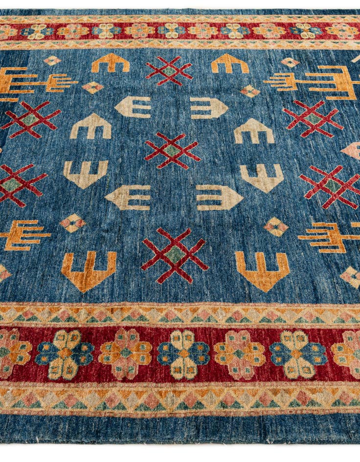Detail image of  6' 8 x 6' 9  Hand Knotted Ziegler Wool Square Rug
