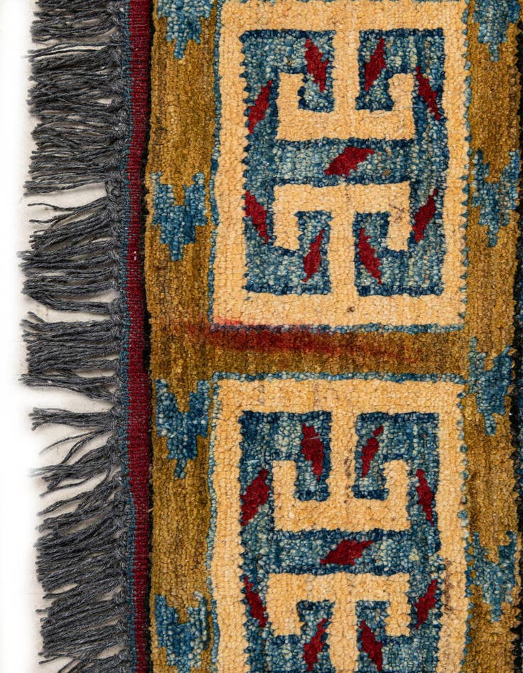 Detail image of  6' 3 x 6' 8  Hand Knotted Ziegler Wool Square Rug