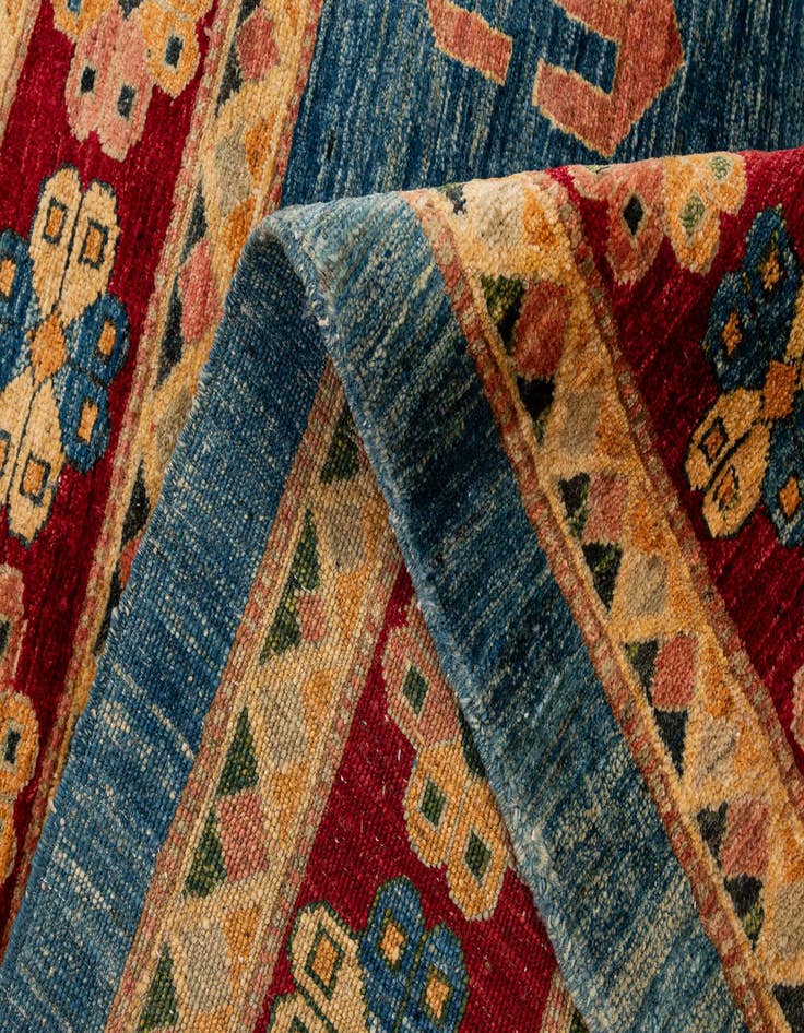 Detail image of  6' 5 x 6' 7  Hand Knotted Ziegler Wool Square Rug