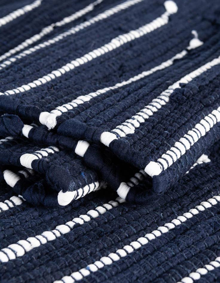 Detail image of  0' 9 x 2' 6  Hand Woven Chindi Cotton Stair Rug