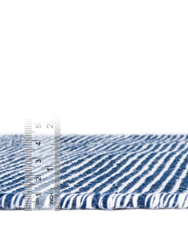 Detail image of  2' 7 x 8'  Washable Jill Zarin Palm Springs Indoor / Outdoor Runner Rug