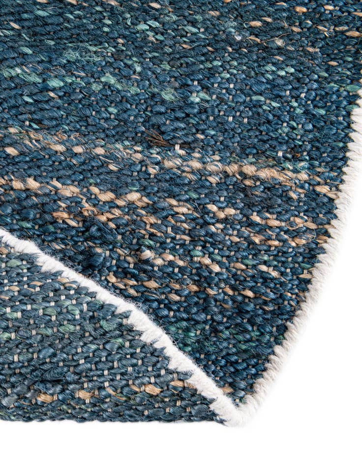 Detail image of  5' 3 x 5' 3  Hand Woven Palm Beach Jute Round Rug