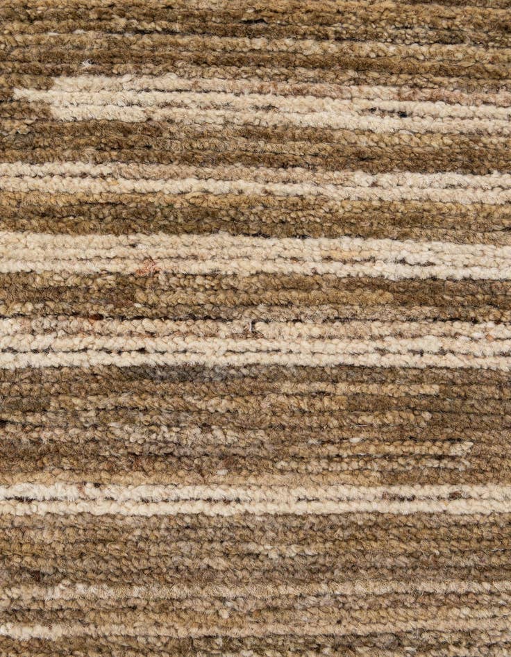 Detail image of  8' 1 x 9' 9  Hand Knotted Darya Wool Rug