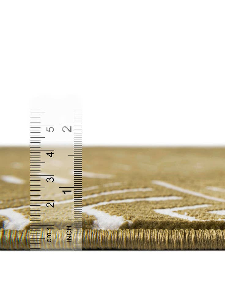 Detail image of  2' x 6' Aakaar Runner Rug