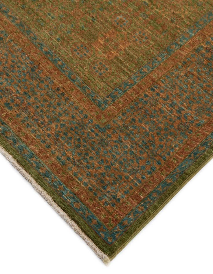 Detail image of  4' 11 x 6' 6 Amina Rug