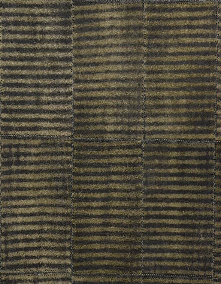 Detail image of  5' x 7' 10 Cowhide Rug