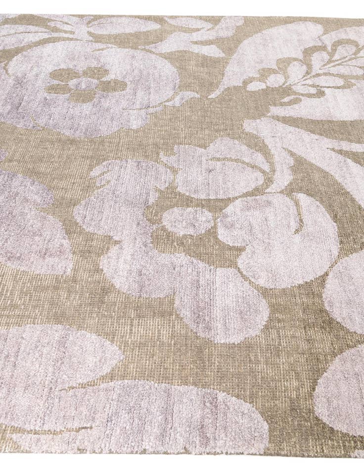 Detail image of  7' 4 x 9' 8  Hand Knotted Darya Rug