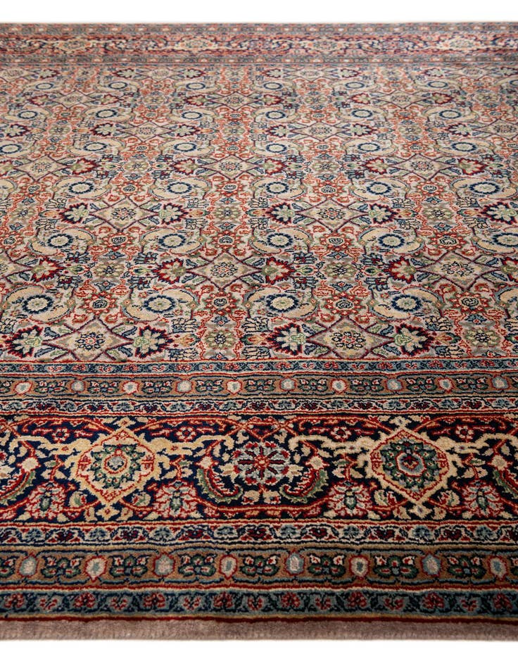 Detail image of  6' 10 x 9' 9  Hand Knotted Farahan Oriental Wool Rug