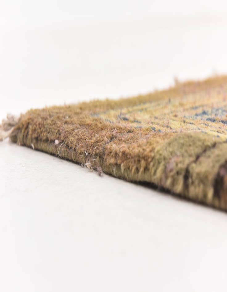 Detail image of  10' 5 x 14' 3  Hand Knotted Farahan Persian Wool Rug