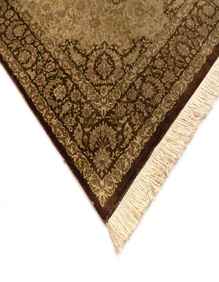 Detail image of  2' 7 x 3' 11 Ghom Silk Rug