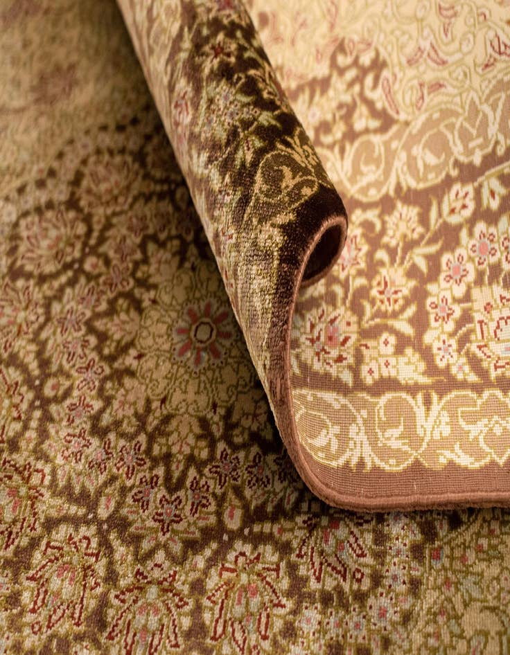 Detail image of  2' 7 x 3' 11 Ghom Silk Rug