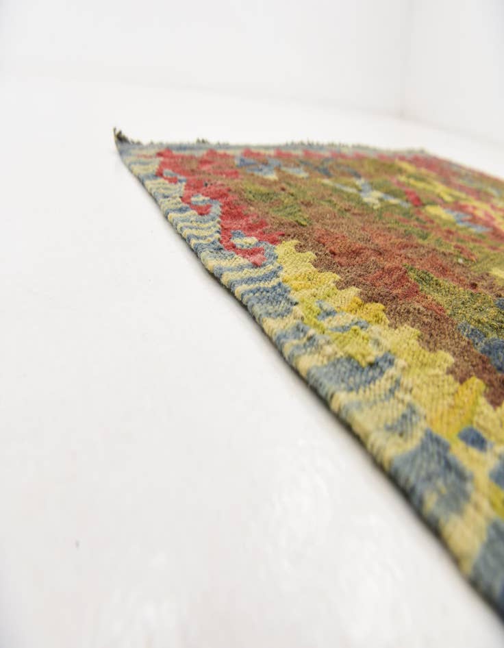 Detail image of  3' 2 x 6' 2  Hand Woven Kilim Maymana Wool Rug