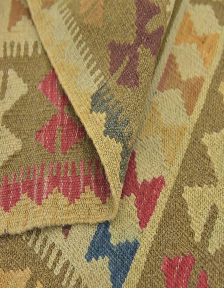 Detail image of  3' 3 x 4' 9  Hand Woven Kilim Maymana Wool Rug