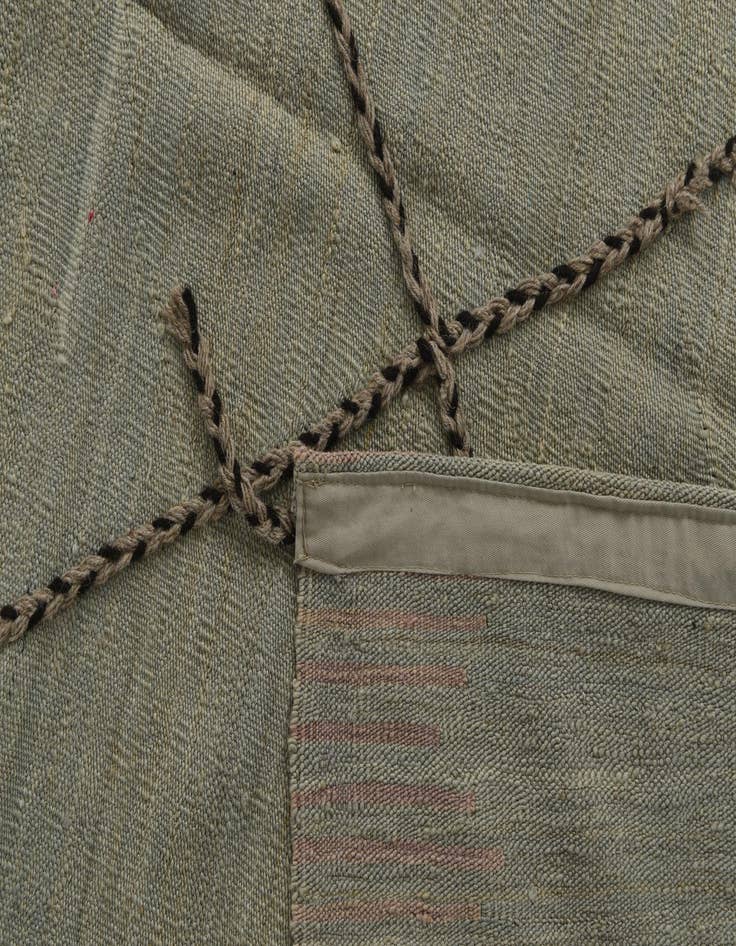 Detail image of  8' 4 x 9' 9  Hand Woven Kilim Modern Wool Rug