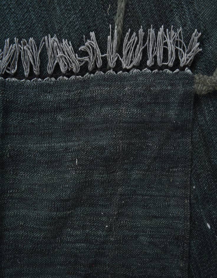 Detail image of  6' 10 x 9' 5  Hand Woven Kilim Modern Wool Rug