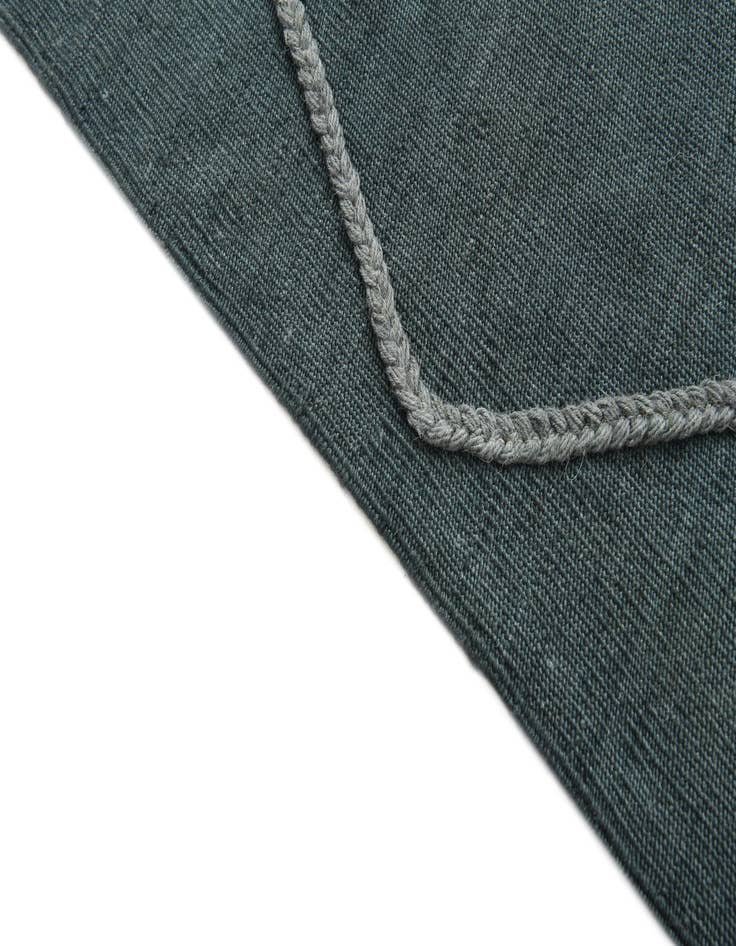 Detail image of  4' 9 x 6' 10  Hand Woven Kilim Modern Wool Rug