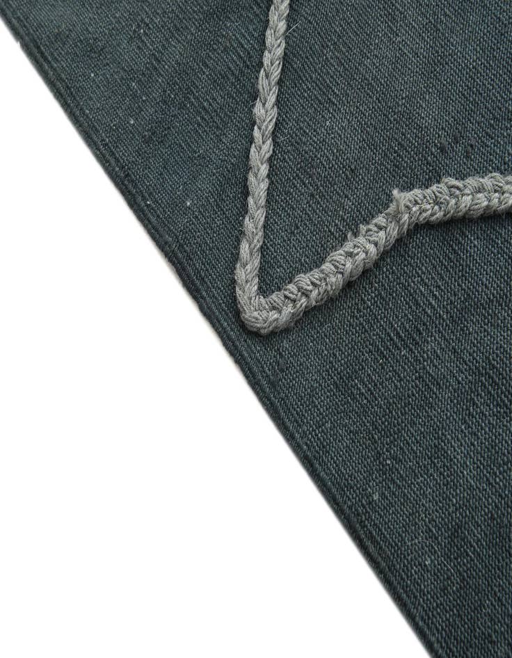 Detail image of  5' 5 x 8' 2  Hand Woven Kilim Modern Wool Rug