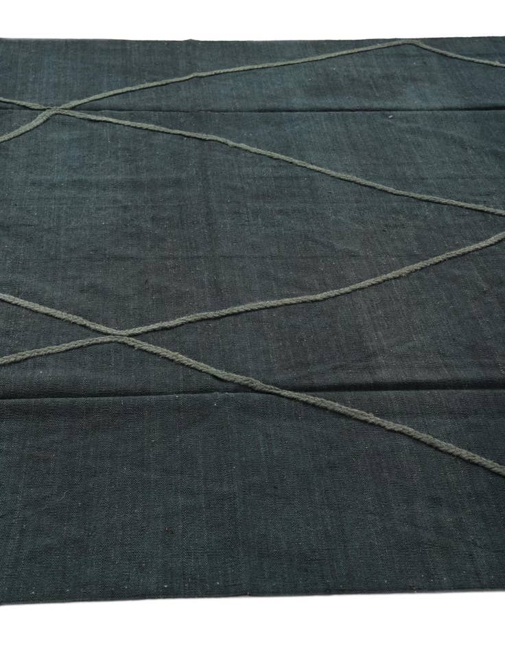 Detail image of  6' 8 x 10'  Hand Woven Kilim Modern Wool Rug