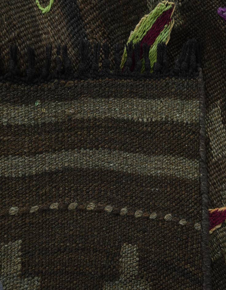 Detail image of  3' 11 x 6' 3  Hand Woven Kilim Suzani Wool Rug