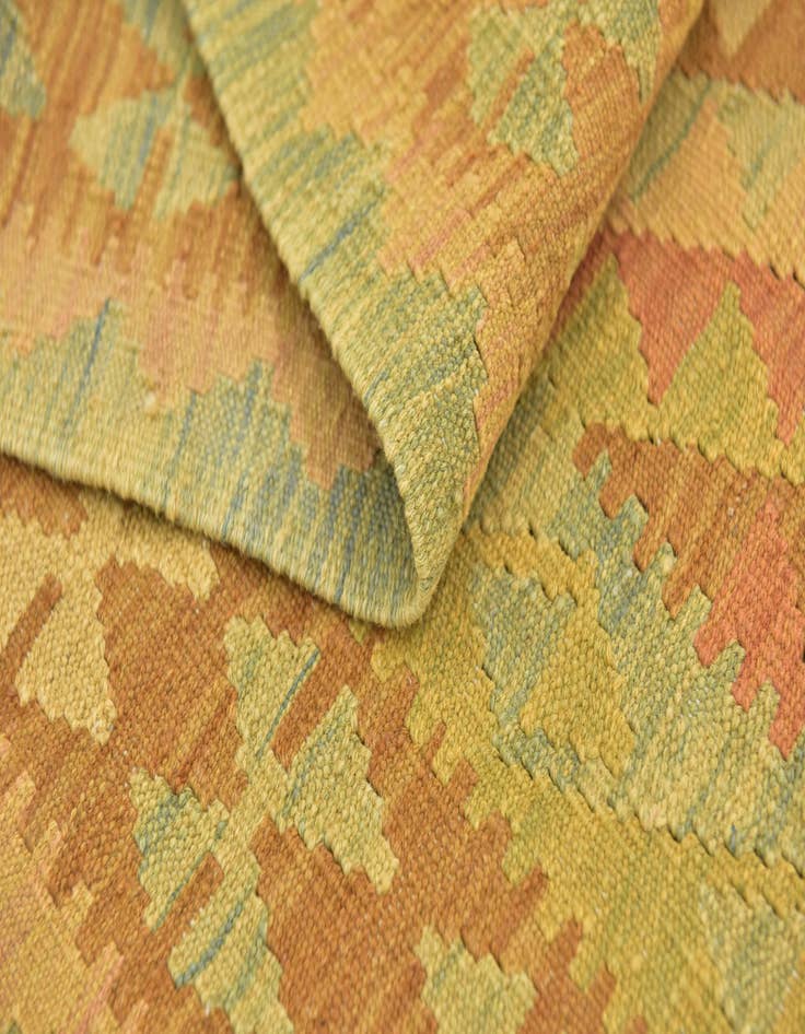 Detail image of  3' 2 x 5'  Hand Woven Kilim Waziri Wool Rug