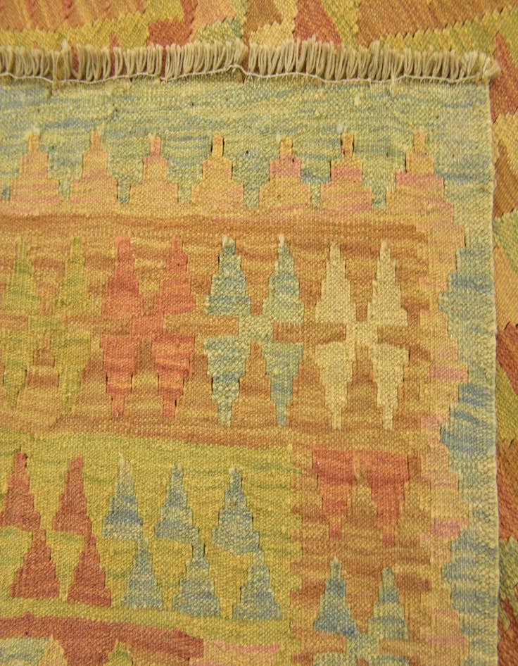 Detail image of  3' 2 x 5'  Hand Woven Kilim Waziri Wool Rug