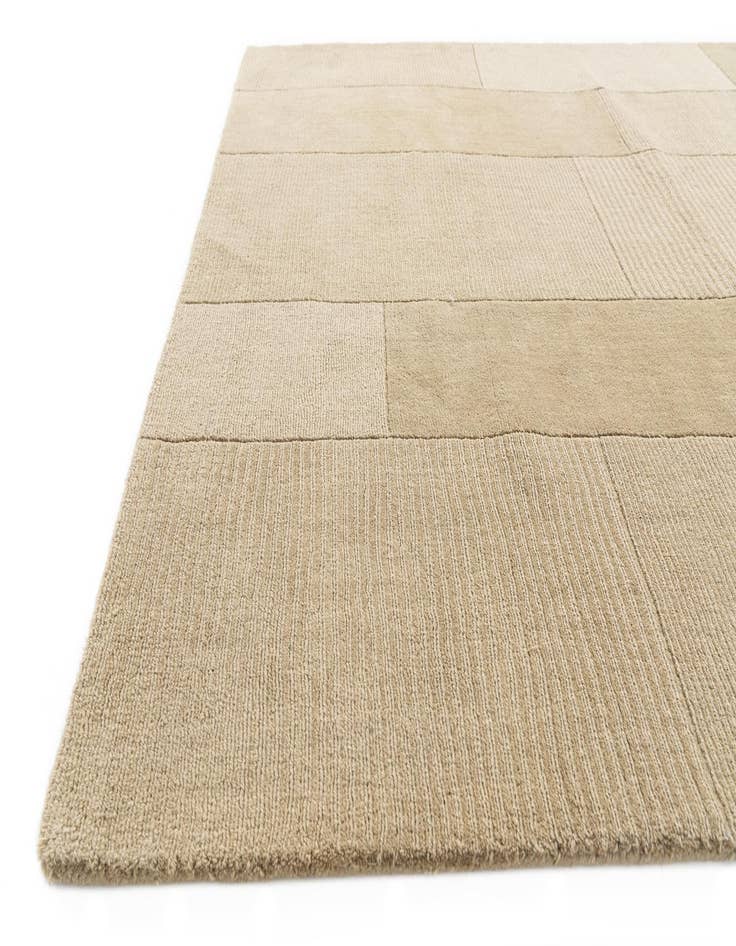 Detail image of  5' x 8' Luna Rug