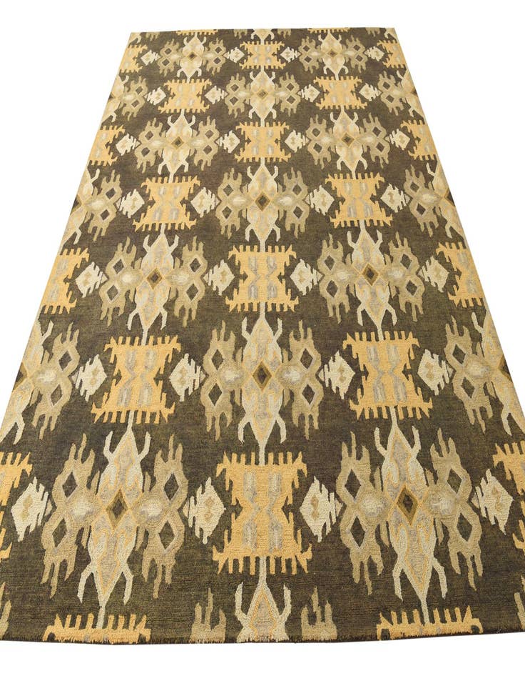 Detail image of  8' x 9' 10 Luna Rug