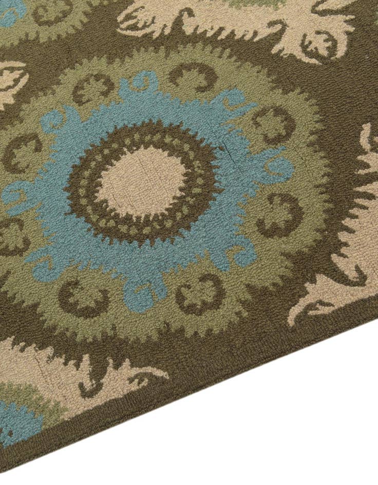 Detail image of  5' 1 x 8' Luna Wool Rug