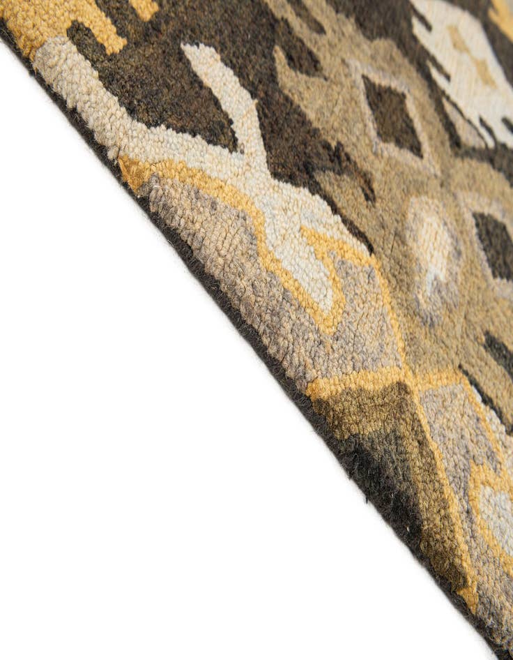 Detail image of  8' x 10' Luna Rug