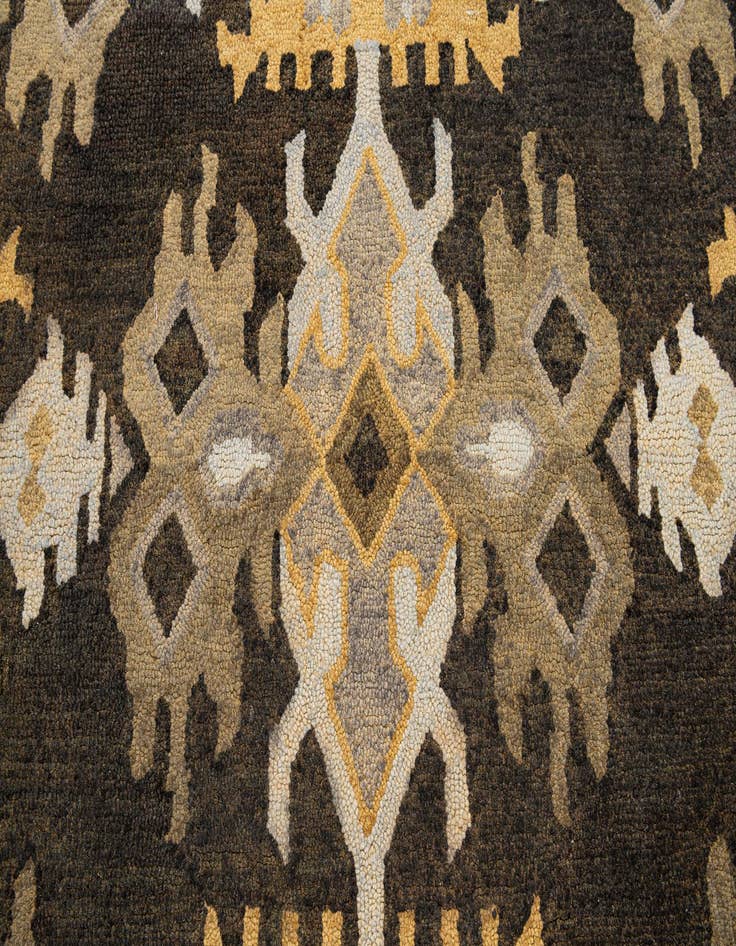 Detail image of  8' x 10' Luna Rug
