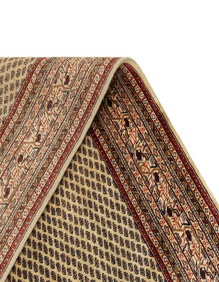 Detail image of  6' 5 x 9' 8  Hand Knotted Mir Oriental Wool Rug