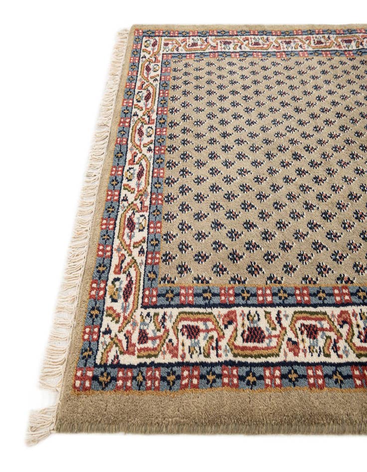 Detail image of  3' 2 x 5' 5  Hand Knotted Mir Wool Rug