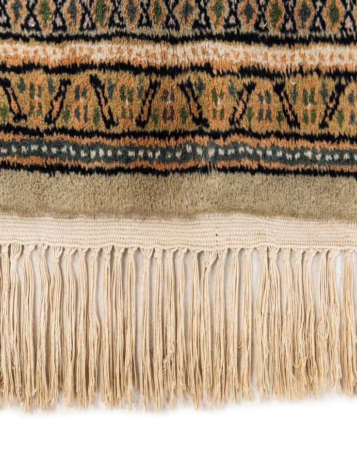 Detail image of  6' 7 x 9' 9  Hand Knotted Mir Wool Rug