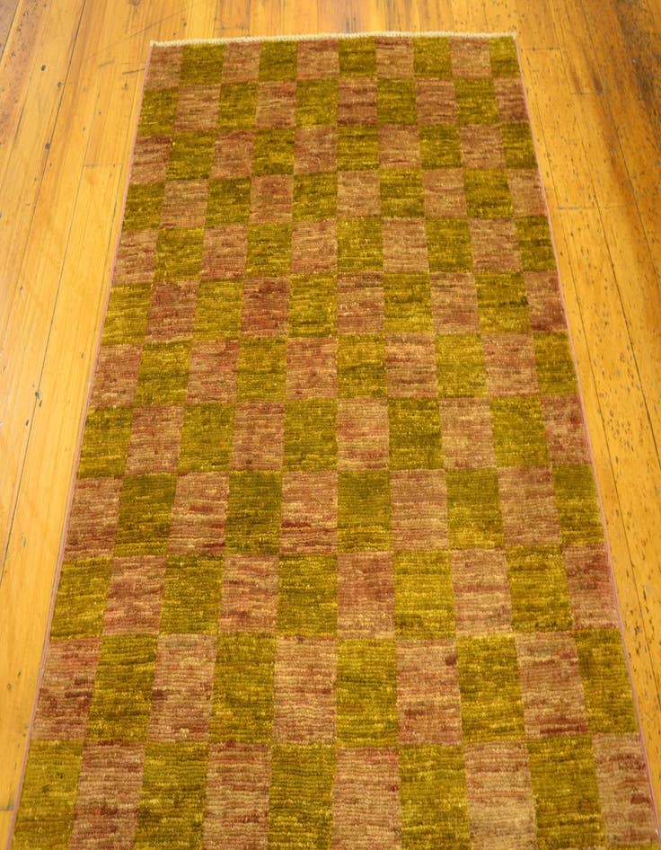 Detail image of  3' 2 x 4' 10  Hand Knotted Modern Ziegler Oriental Rug