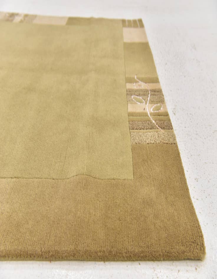 Detail image of  4' 8 x 6' 9  Hand Knotted Nepal Rug