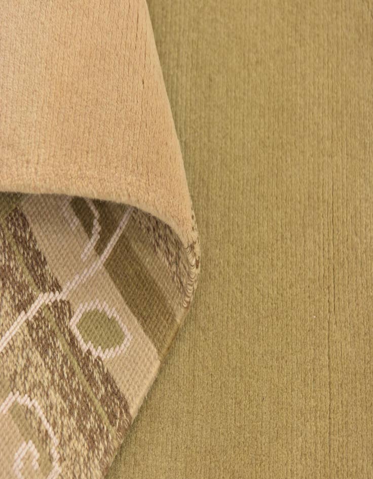 Detail image of  4' 8 x 6' 9  Hand Knotted Nepal Rug