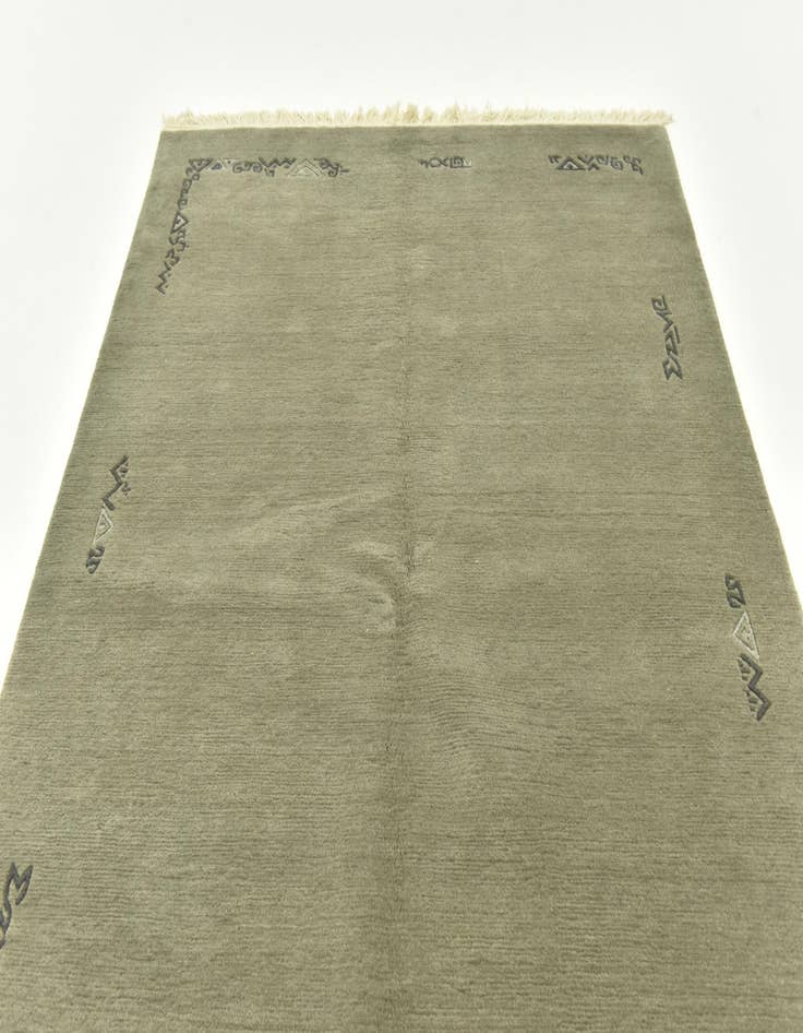 Detail image of  5' 7 x 7' 10  Hand Knotted Nepal Wool Rug