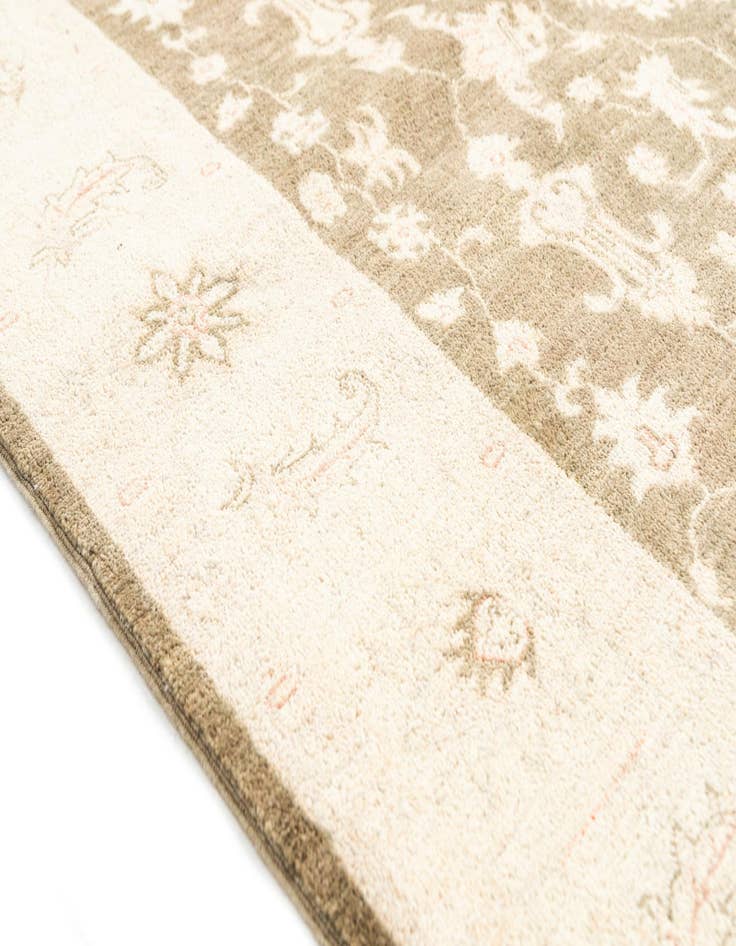 Detail image of  5' 6 x 8'  Hand Knotted Peshawar Ziegler Oriental Rug