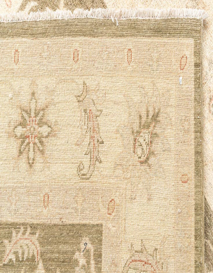 Detail image of  5' 6 x 8'  Hand Knotted Peshawar Ziegler Oriental Rug