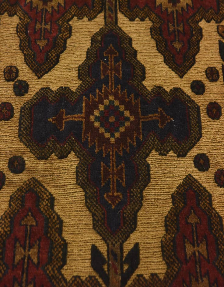 Detail image of  2' 8 x 4' 5  Hand Knotted Sumak Wool Rug