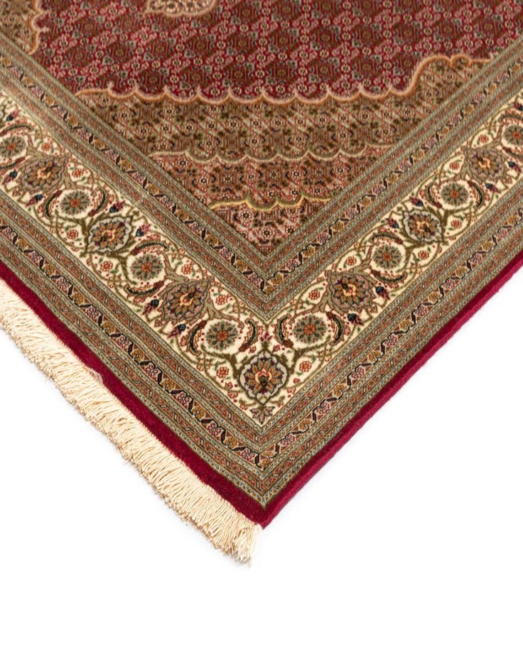 Detail image of  5' x 6' 9 Tabriz Mahi Rug