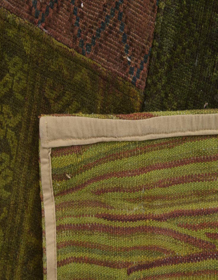 Detail image of  5' 10 x 8' 1  Hand Knotted Ultra Vintage Persian Wool Rug