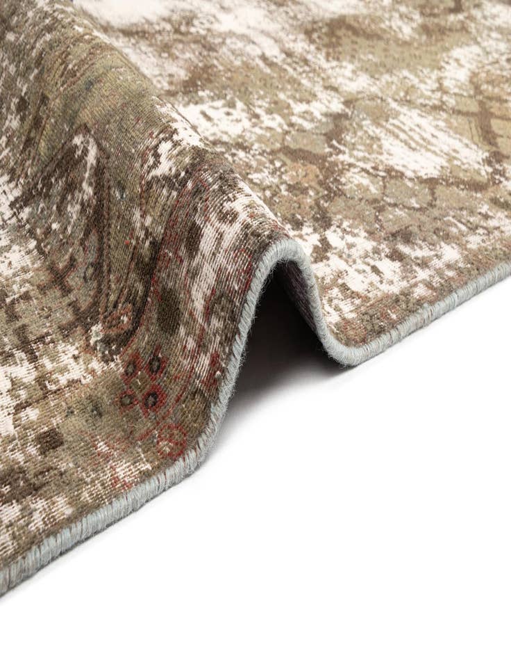 Detail image of  9' 2 x 13' 3 Vintage Royal Rug