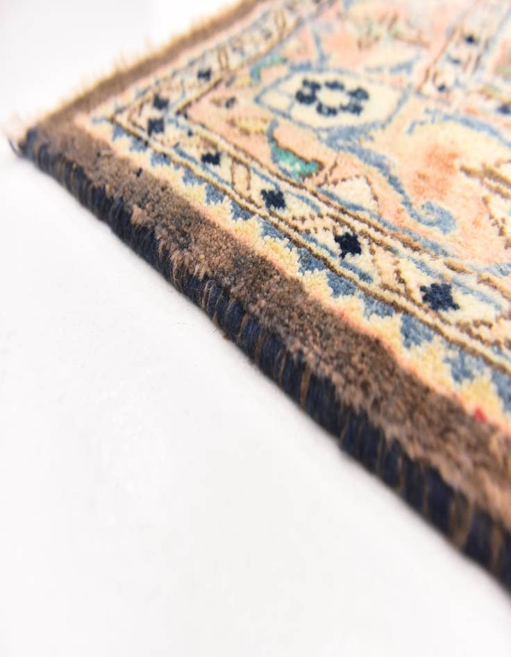 Detail image of  5' x 10' 4  Hand Knotted Farahan Persian Wool Runner Rug