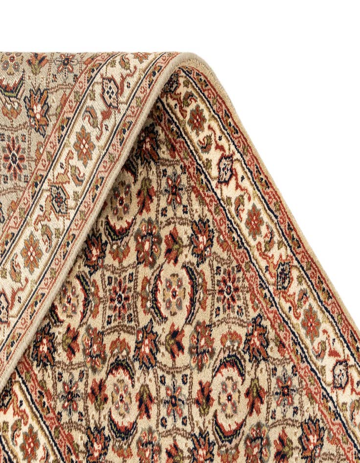 Detail image of  2' 6 x 9' 7  Hand Knotted Isfahan Wool Runner Rug