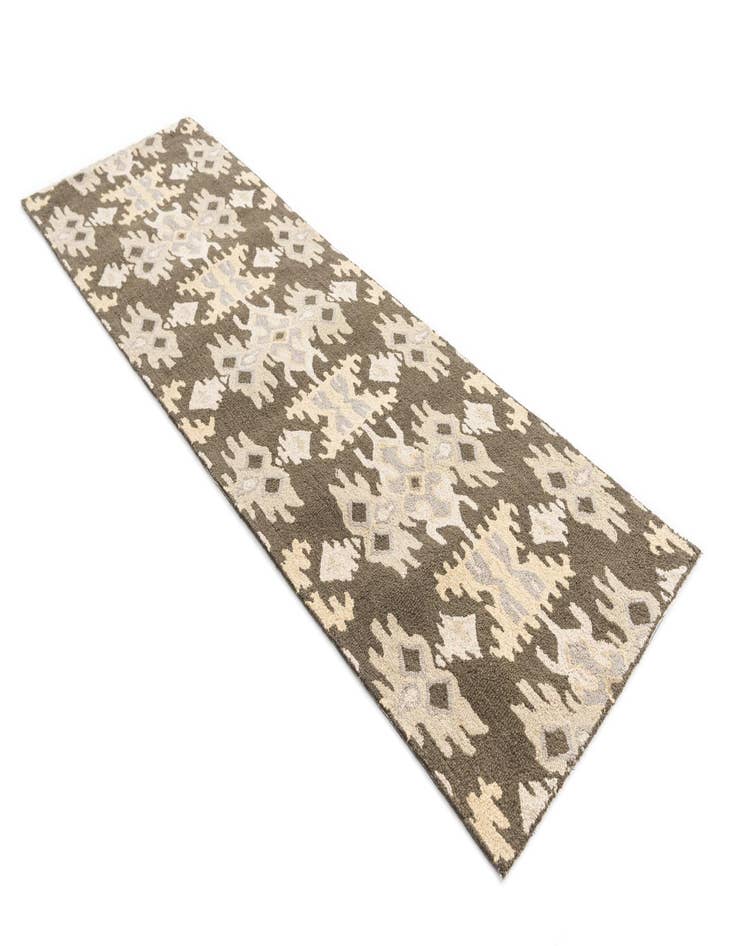 Detail image of  2' 7 x 8' Luna Runner Rug