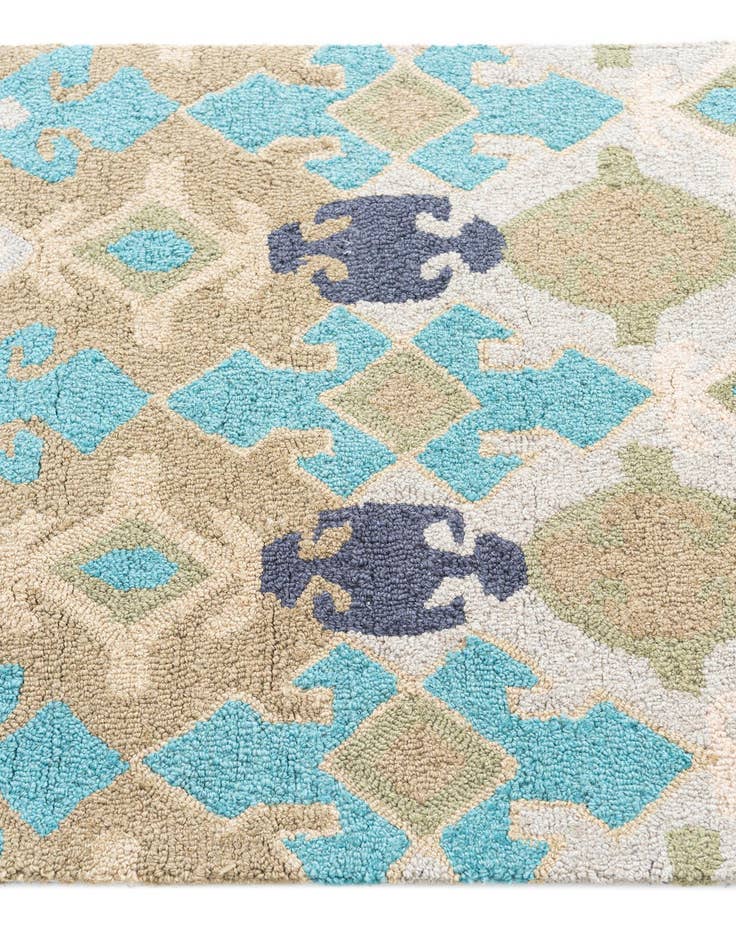 Detail image of  2' 7 x 8' 2 Luna Runner Rug