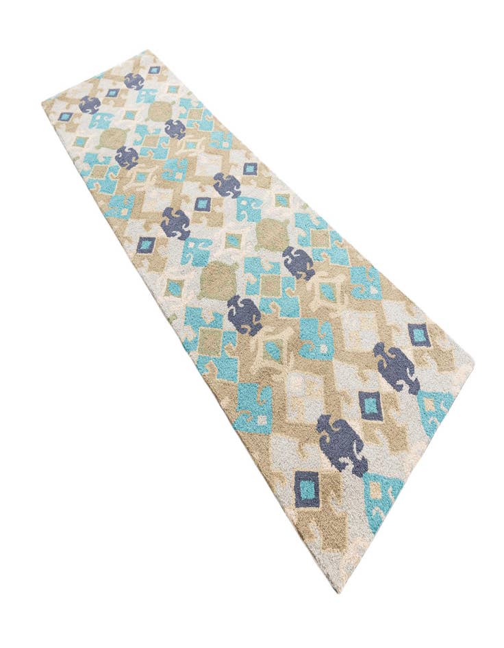 Detail image of  2' 7 x 8' Luna Runner Rug