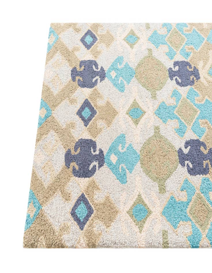 Detail image of  2' 7 x 8' Luna Runner Rug