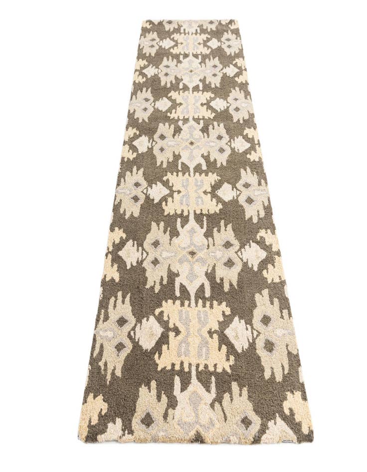 Detail image of  2' 7 x 8' Luna Runner Rug